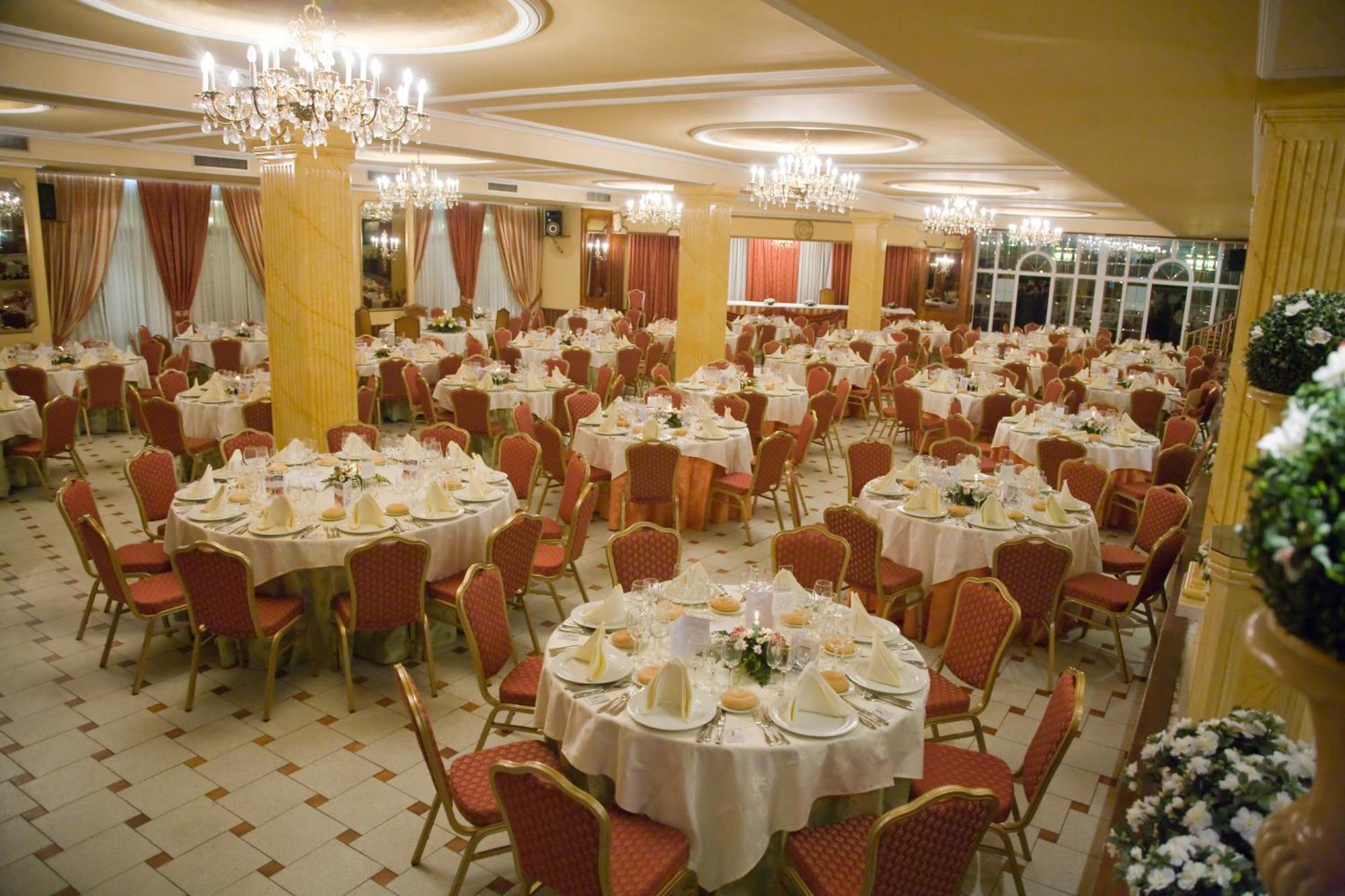 Hotel La Maruxina La Alameda de la Sagra Exterior photo