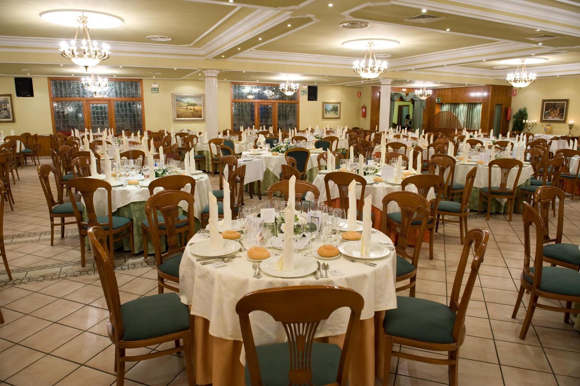 Hotel La Maruxina La Alameda de la Sagra Exterior photo